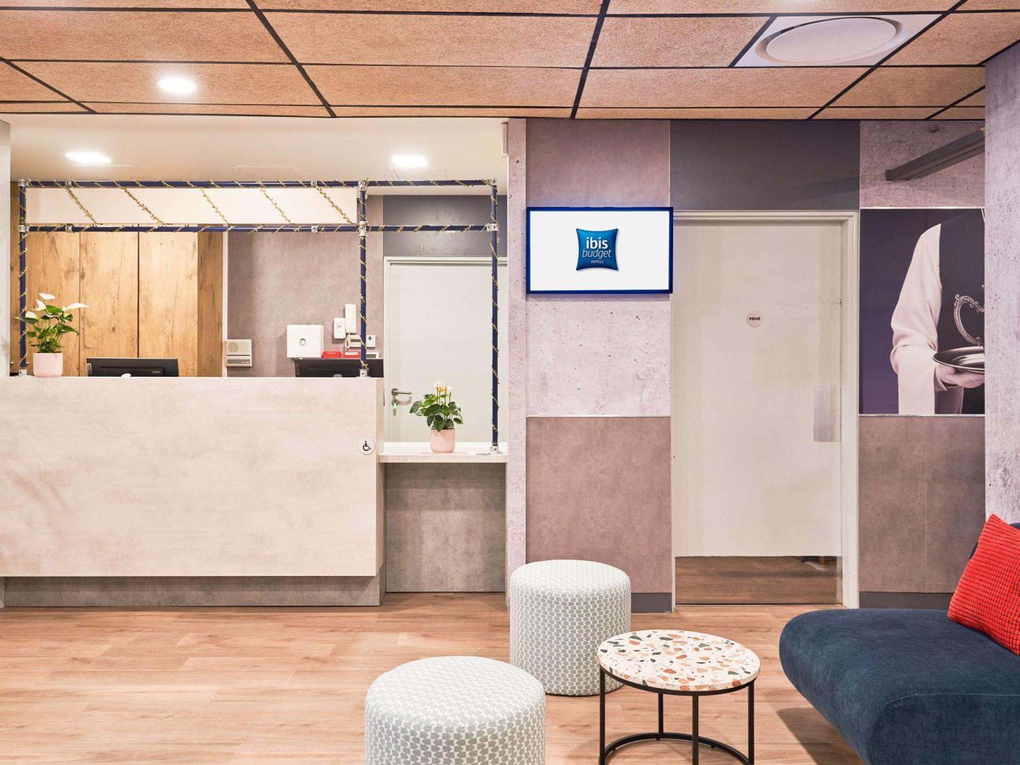 Ibis Budget Saint-Maurice Exterior photo