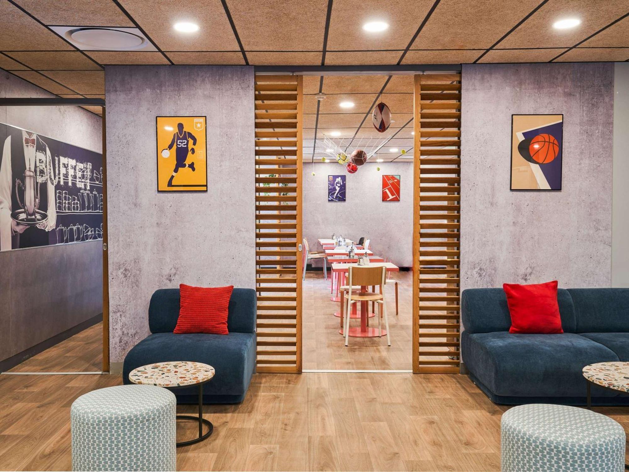 Ibis Budget Saint-Maurice Exterior photo