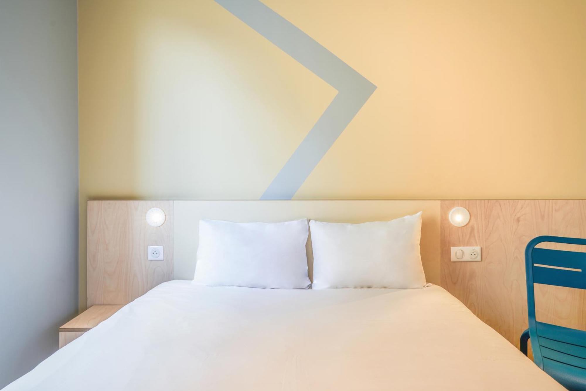 Ibis Budget Saint-Maurice Exterior photo