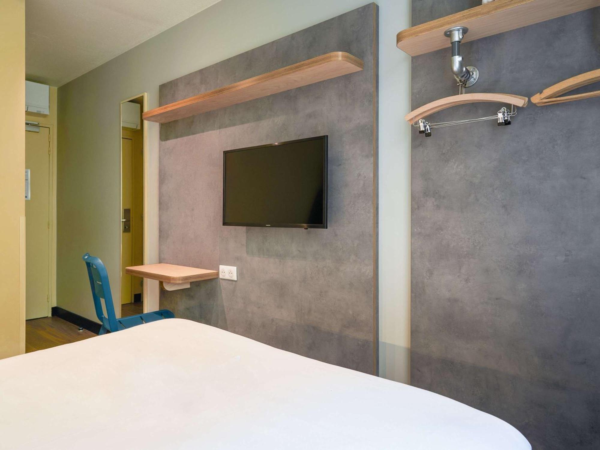 Ibis Budget Saint-Maurice Exterior photo